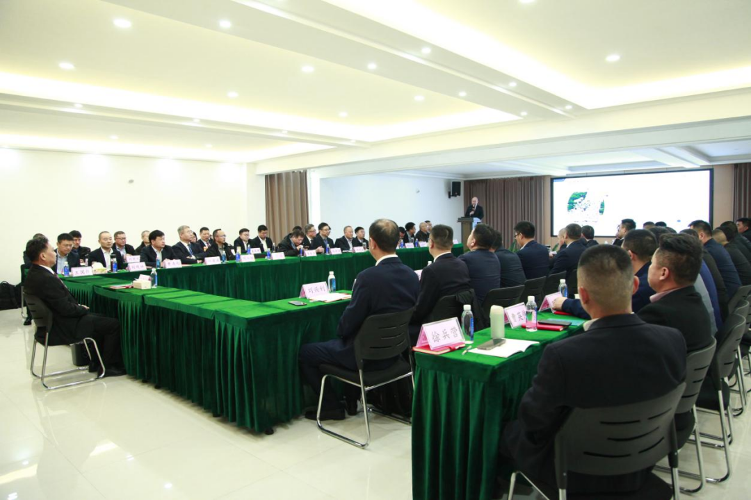 m88官网公司总经理会议顺利召开